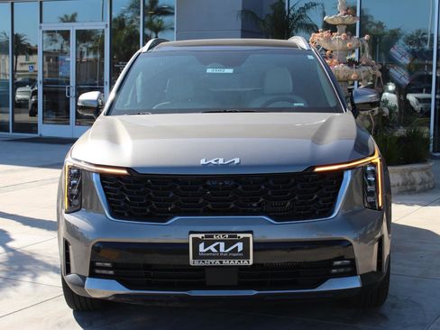 Certified 2025 Kia Sorento SX Prestige image 4