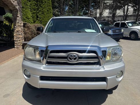 Used 2006 Toyota Tacoma PreRunner RWD image 8