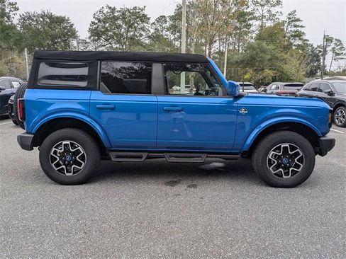 Used 2023 Ford Bronco Outer Banks image 11
