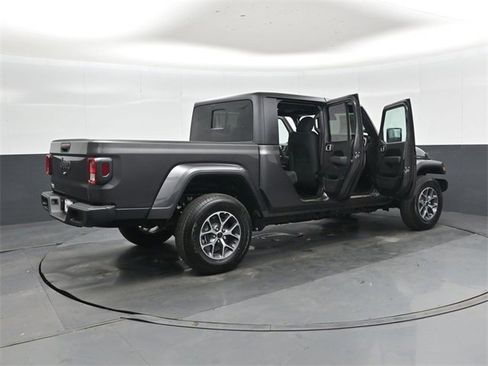 New 2025 Jeep Gladiator Sport image 45