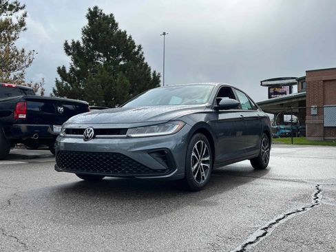 New 2026 Volkswagen Jetta Sport FWD image 6