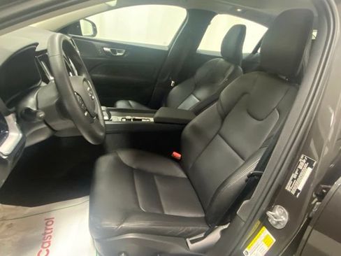Used 2025 Volvo S60 B5 Core AWD/4WD image 11