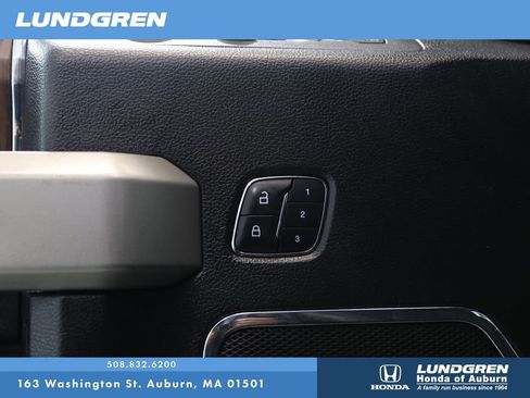 Used 2016 Ford F150 Lariat image 10