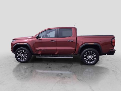 Used 2026 GMC Canyon Denali AWD/4WD image 5