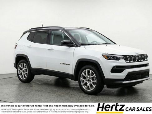 Used 2025 Jeep Compass Limited image 1