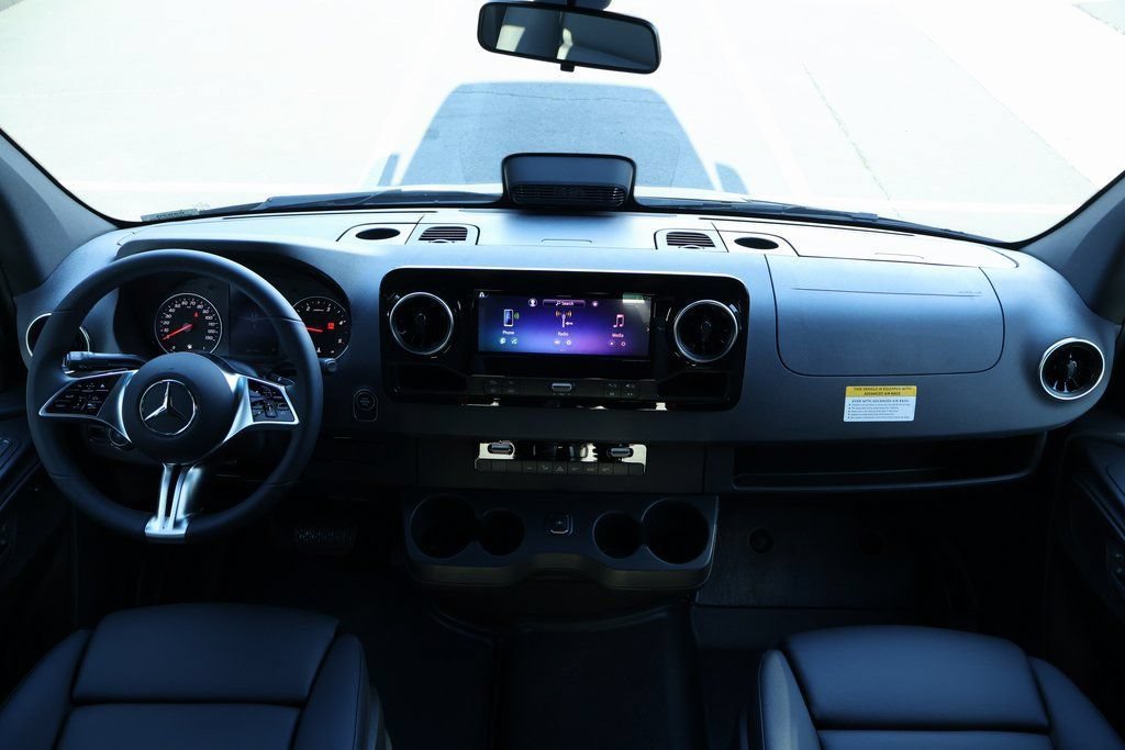 New 2026 Mercedes-Benz Sprinter 2500 image 3