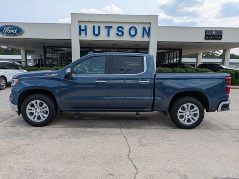 Used 2024 Chevrolet Silverado 1500 LTZ w/ Technology Package image 1