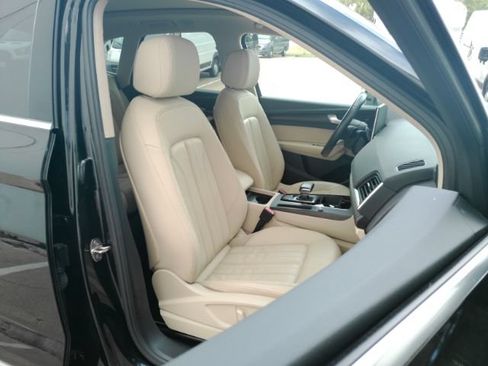 Used 2023 Audi Q5 2.0T Premium w/ Convenience Package AWD/4WD image 24