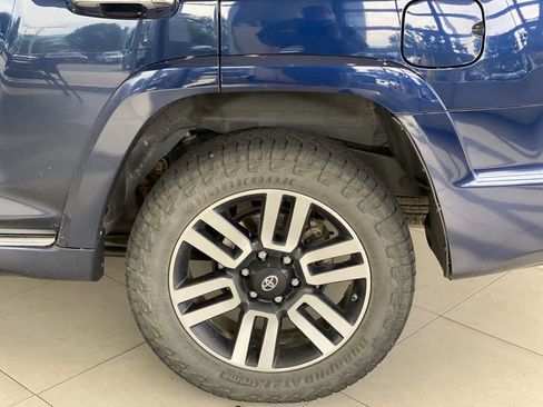 Used 2017 Toyota 4Runner Limited AWD/4WD image 12