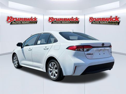 New 2026 Toyota Corolla LE FWD image 4