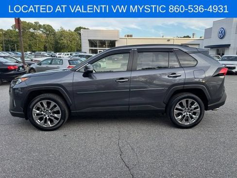 Used 2020 Toyota RAV4 Limited AWD/4WD image 8