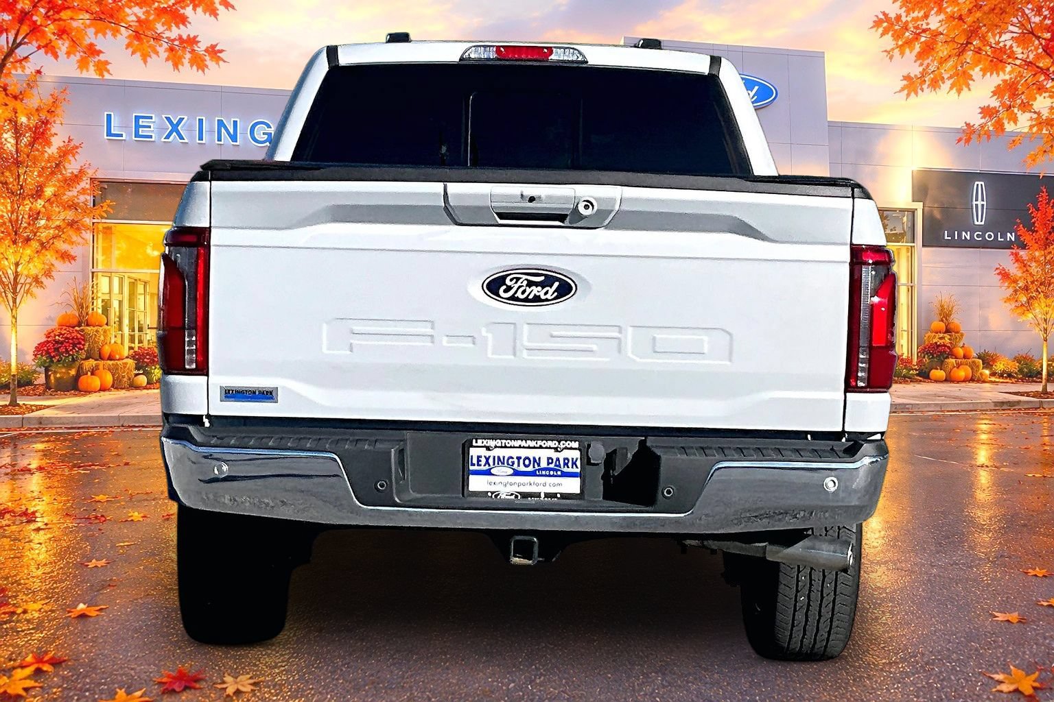 Used 2025 Ford F150 Lariat w/ Equipment Group 502A High AWD/4WD image 6