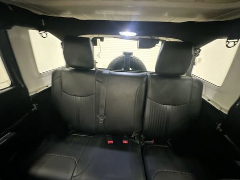 Used 2017 Jeep Wrangler Unlimited Sahara w/ Dual Top Group AWD/4WD image 24