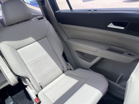 Certified 2023 Volkswagen Atlas SEL R-Line AWD/4WD image 24