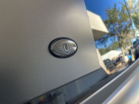 Used 2023 Land Rover Defender 110 Carpathian Edition image 21