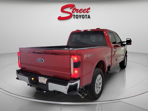 Used 2024 Ford F250 Lariat w/ Lariat Ultimate Package AWD/4WD image 4