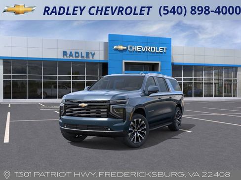 New 2026 Chevrolet Suburban High Country w/ Sun And Tow Package image 8