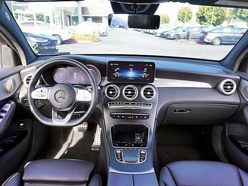 Used 2023 Mercedes-Benz GLC 300 4MATIC Coupe image 20