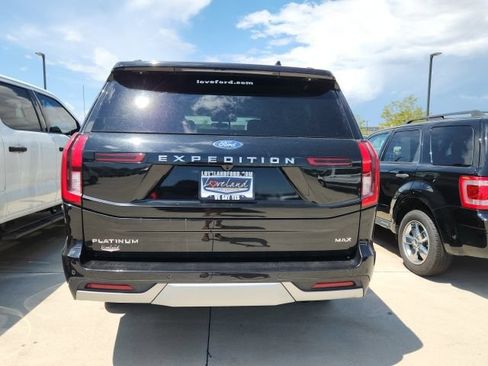 Used 2025 Ford Expedition Max Platinum AWD/4WD image 2