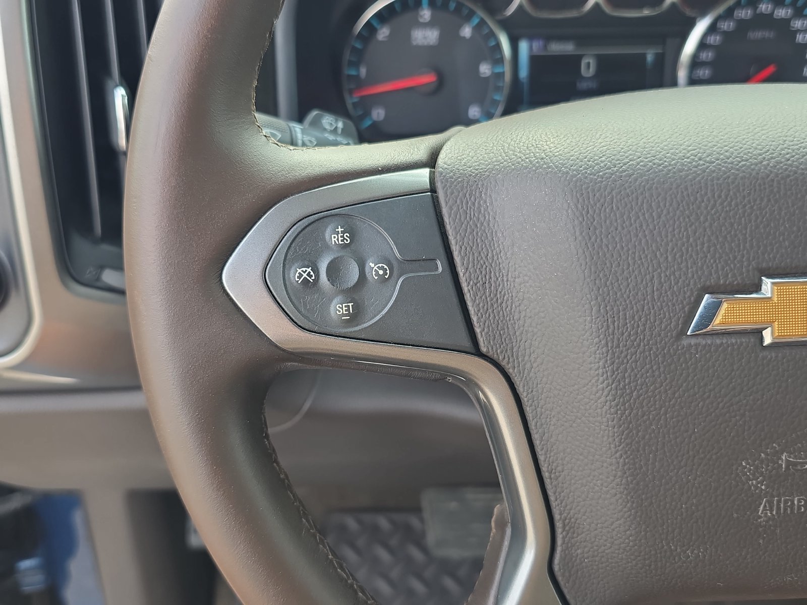 Used 2018 Chevrolet Silverado 1500 LT w/ Texas Edition RWD image 15