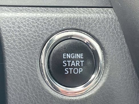 Used 2020 Toyota Camry XSE FWD image 27