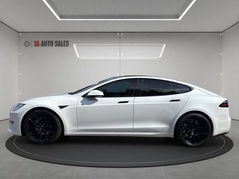 Used 2022 Tesla Model S AWD/4WD image 2