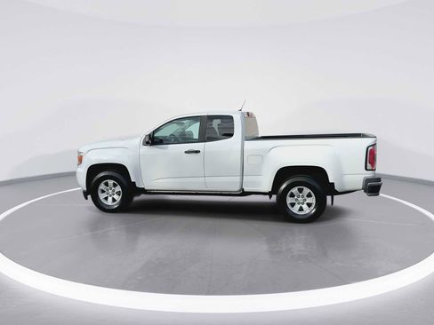 Used 2018 GMC Canyon 2WD Ext Cab 128.3 w/ Convenience Package image 5