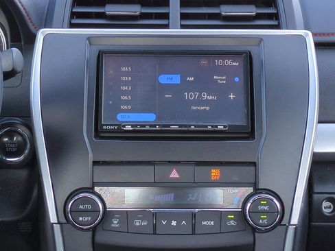 Used 2015 Toyota Camry XSE w/ Moonroof Package FWD image 15