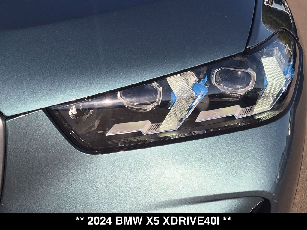 Used 2024 BMW X5 xDrive40i w/ Executive Package AWD/4WD image 16