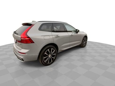 Used 2025 Volvo XC60 B5 Plus w/ Protection Package Premier AWD/4WD image 2