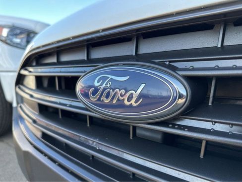 Used 2023 Ford Transit Connect XL image 39