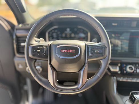 Used 2024 GMC Sierra 1500 AT4 w/ Technology Package AWD/4WD image 32