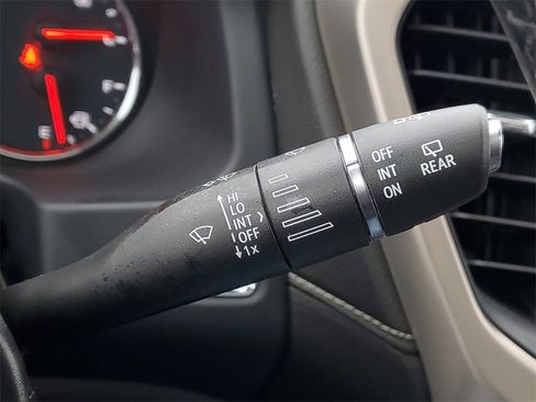 Used 2023 GMC Acadia Denali w/ Denali Ultimate Package image 27