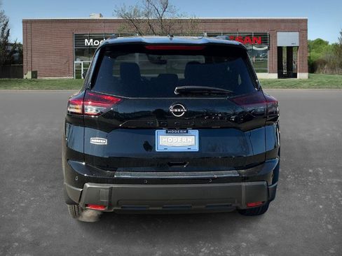 New 2026 Nissan Rogue SV image 3