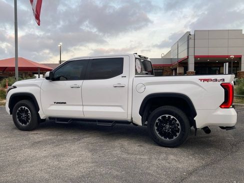 Certified 2025 Toyota Tundra SR5 w/ TRD Off-Road Premium Package AWD/4WD image 7