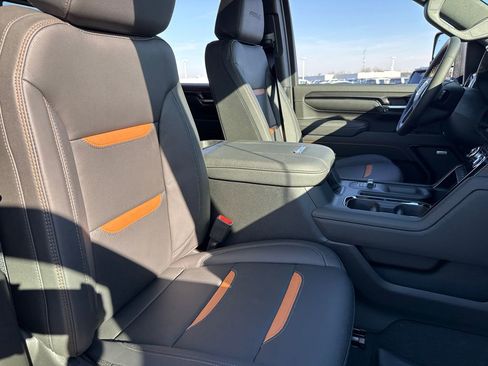 New 2026 GMC Sierra 2500 AT4 image 41