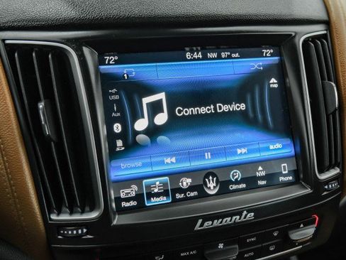 Used 2017 Maserati Levante S image 31