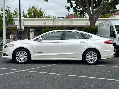 Used 2013 Ford Fusion SE FWD image 7