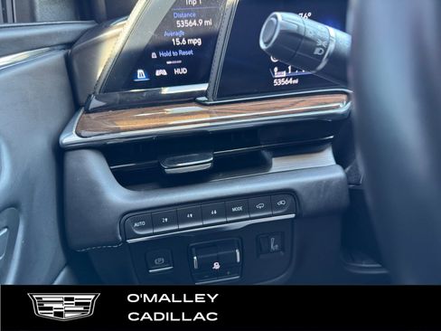 Certified 2023 Cadillac Escalade Sport Platinum w/ LPO, ONYX Package AWD/4WD image 18