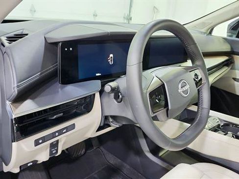 Certified 2025 Nissan Murano SL w/ Cargo Package AWD/4WD image 10