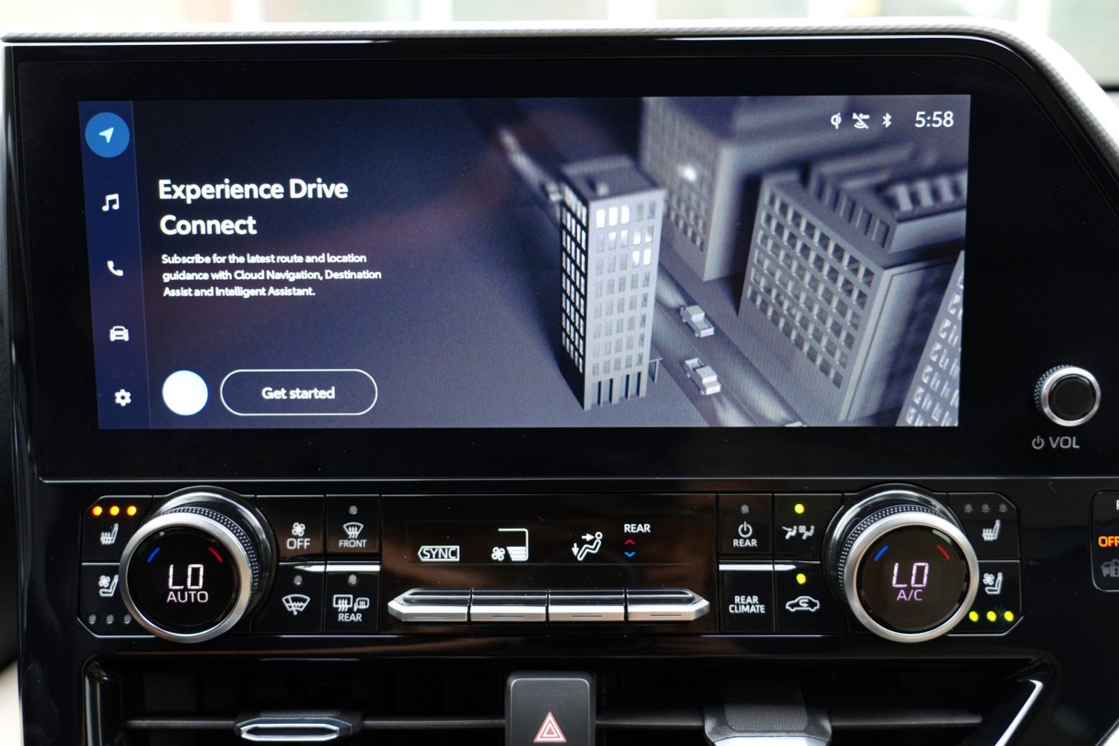 Used 2024 Toyota Highlander Platinum FWD image 26