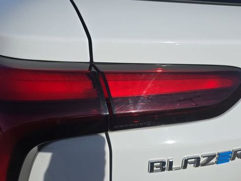 Used 2024 Chevrolet Blazer EV LT image 34