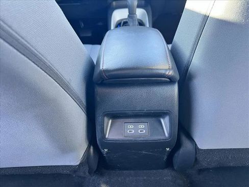 Certified 2024 Toyota Corolla SE image 15