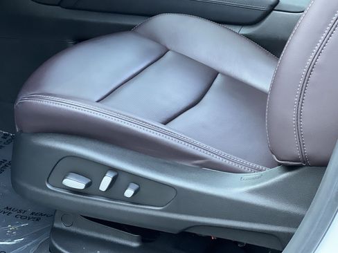 Used 2023 Cadillac XT6 Premium Luxury AWD/4WD image 18