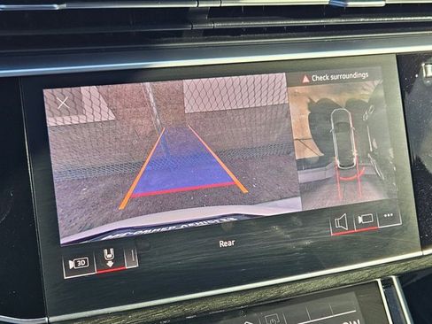 Used 2023 Audi Q7 Premium w/ Convenience Package image 14