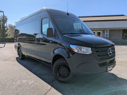 New 2025 Mercedes-Benz Sprinter 2500