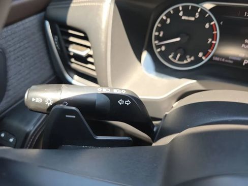 Used 2021 Nissan Rogue S FWD image 17