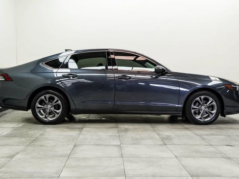 Used 2024 Honda Accord EX image 10