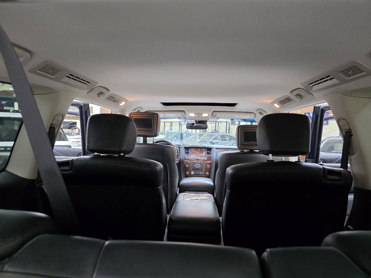 Used 2015 INFINITI QX80 4WD w/ Deluxe Technology Package image 15