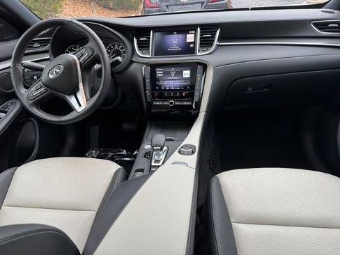 Used 2023 INFINITI QX55 Luxe w/ Cargo Package image 11